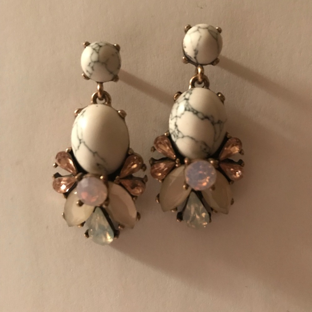 Crystal shaped statement earrings